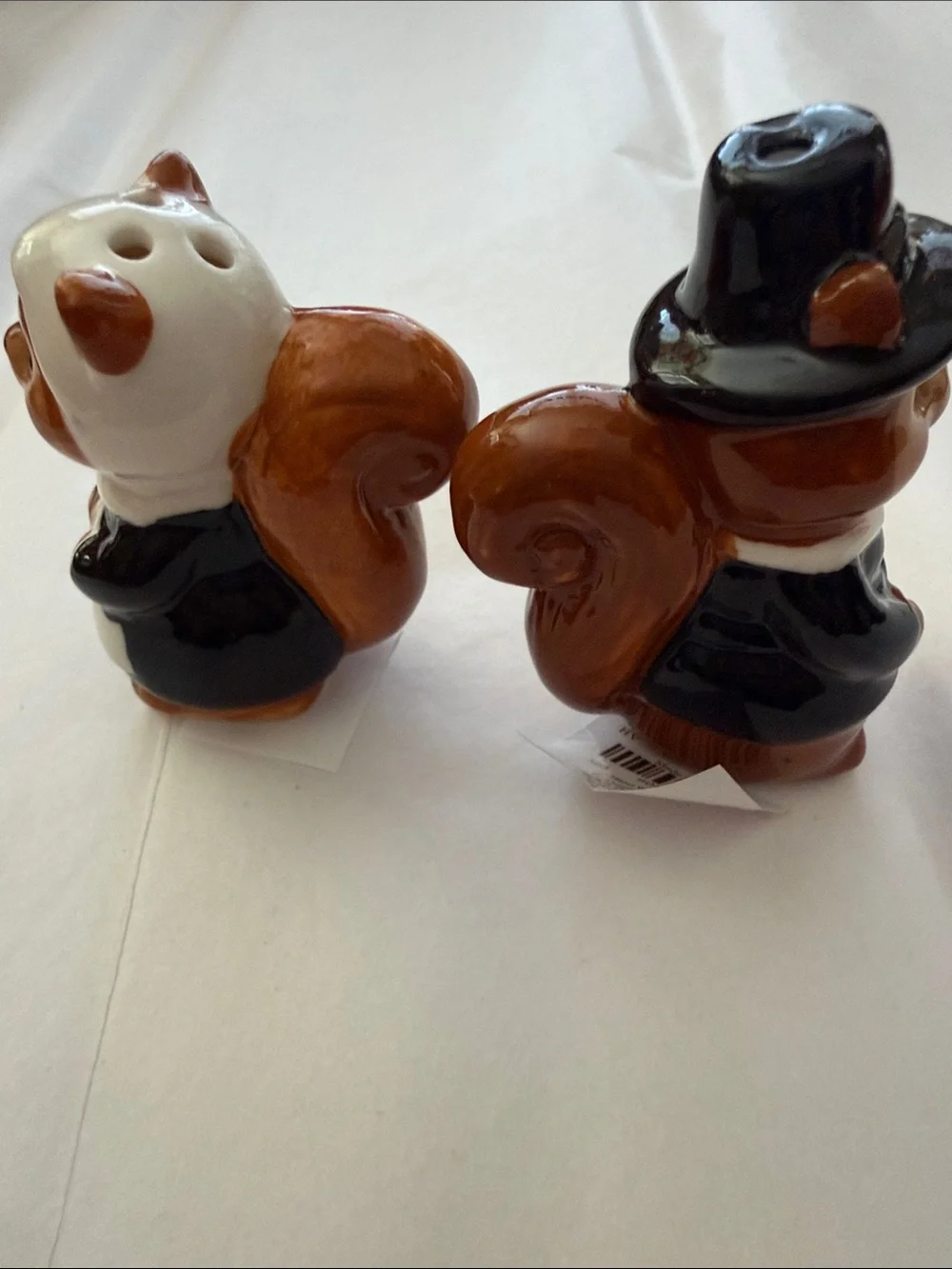 Cracker Barrel Pilgrim Cat Salt & Pepper Shakers - Black, White, Brown